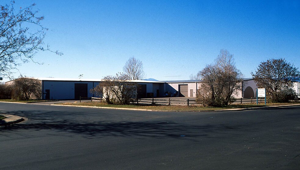 More Photos Of 505 Weaver Park Rd, Longmont Warehouse For Lease