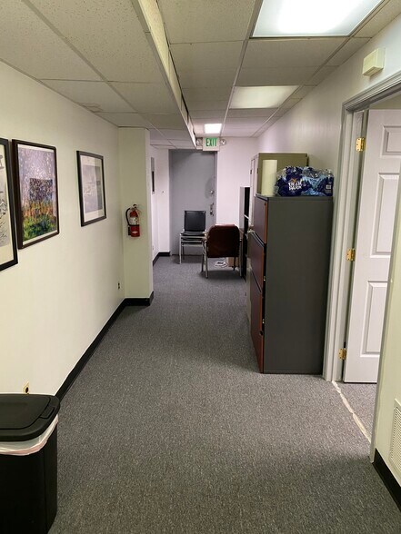 More Photos Of 516-518 S Camp Meade Rd, Linthicum Heights Medical For Lease