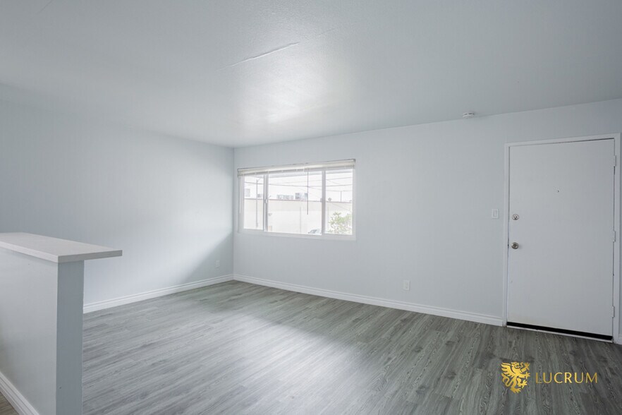 More Photos Of 823 Lagoon Ave, Wilmington Apartments For Sale