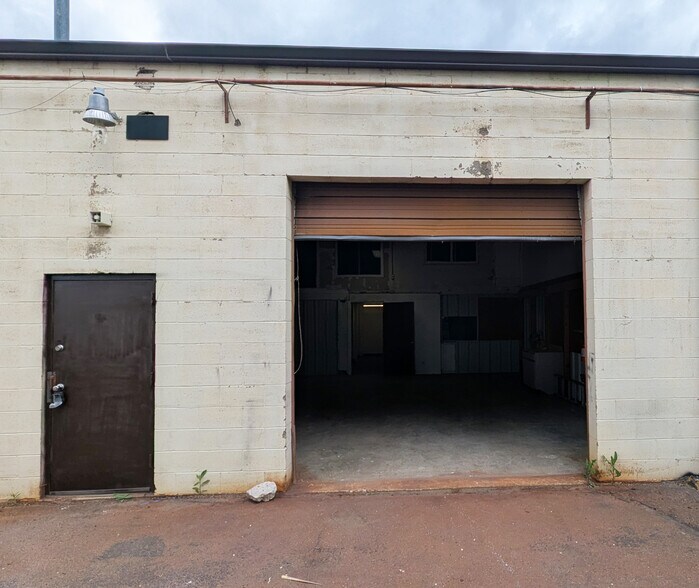 More Photos Of 2200 Chambers Rd, Aurora Warehouse For Sale