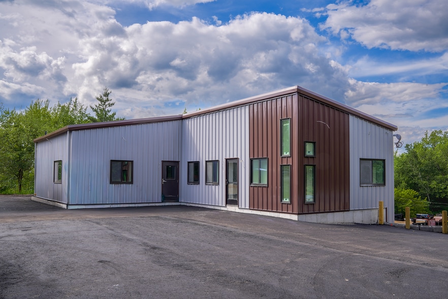 Primary Photo Of 1341 Central St, Leominster Flex For Lease