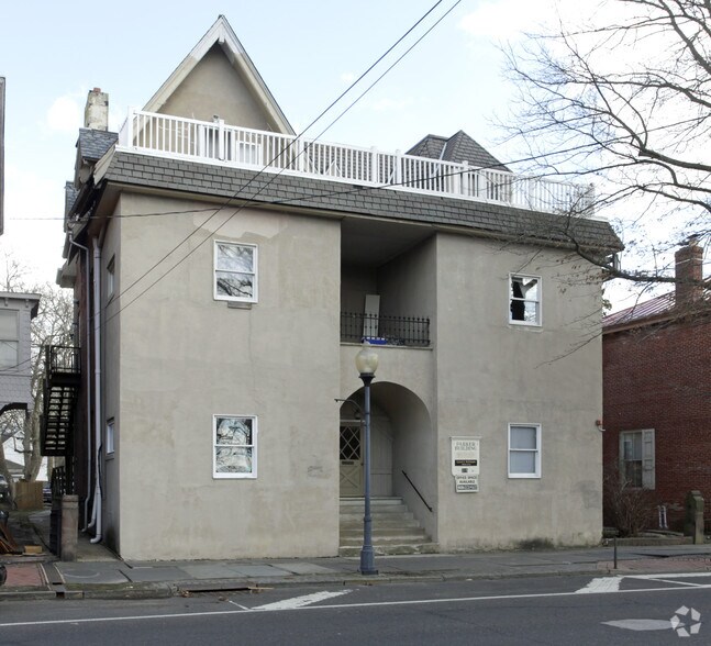 More Photos Of 215 High St, Mount Holly Office Residential For Lease