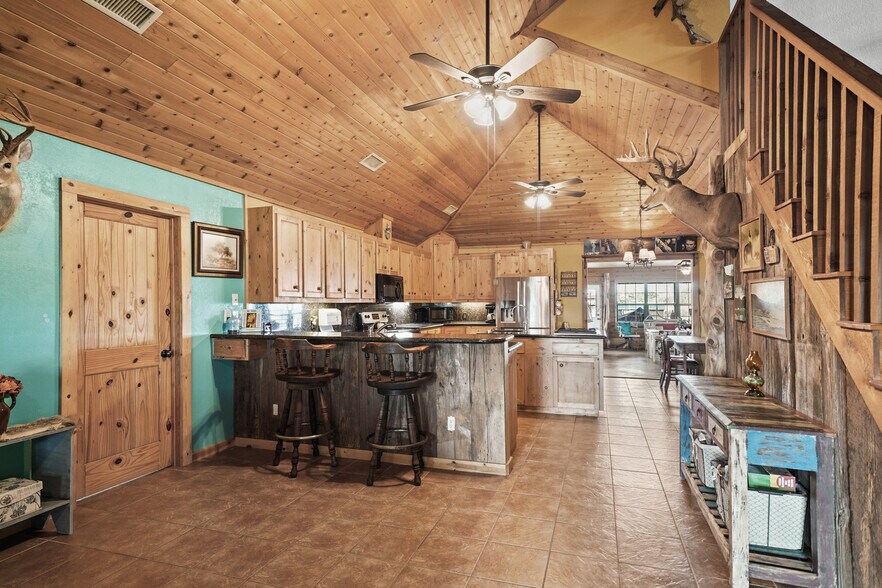 More Photos Of 6710 Boothline Rd, Richmond Land For Sale