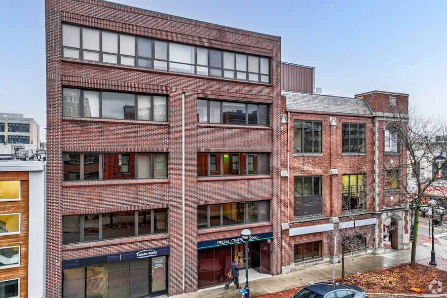 More Photos Of 206 S 5th Ave, Ann Arbor Office For Lease