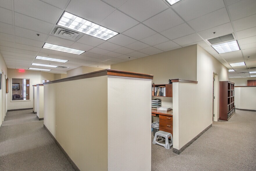 More Photos Of 1349 Galleria Dr, Henderson Office Residential For Lease