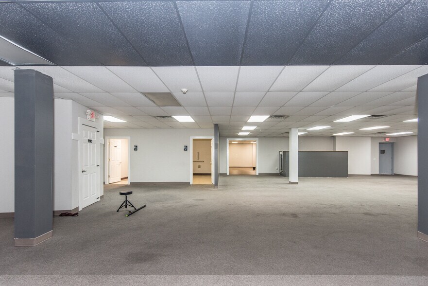 More Photos Of 6044-6052 Castor Ave, Philadelphia Medical For Sale