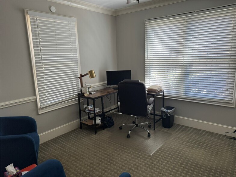 More Photos Of 865 Old Clemson Hwy, Seneca Office For Sale