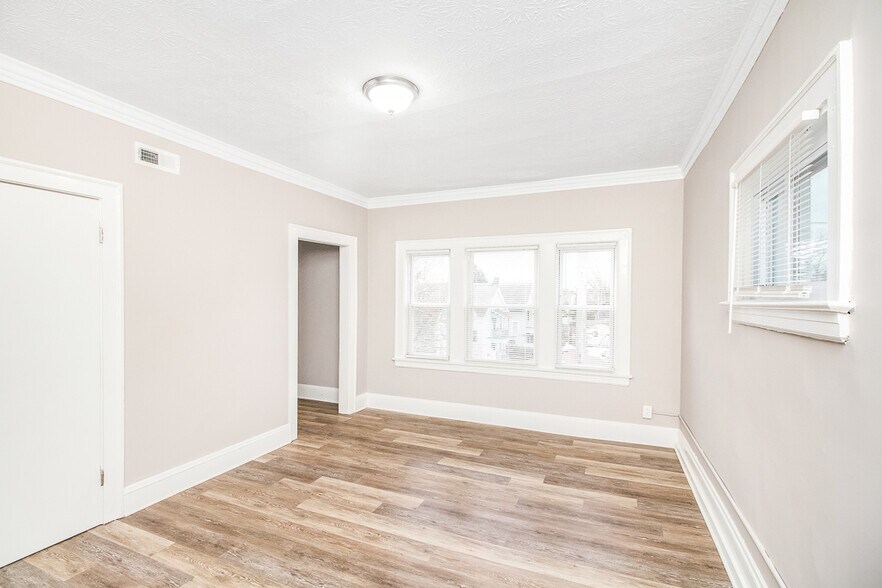 More Photos Of 3498 Bosworth Rd, Cleveland Apartments For Sale