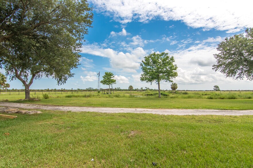More Photos Of 6935 NE 48th St, Okeechobee Land For Sale