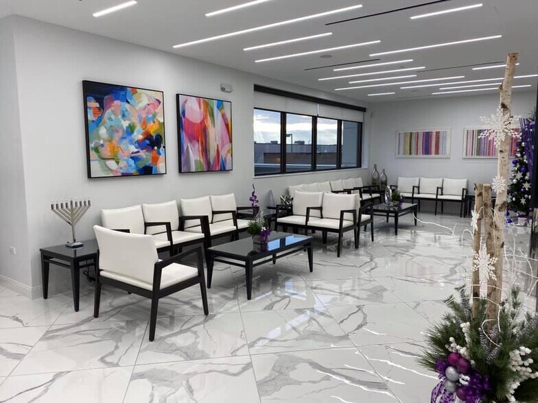 More Photos Of 329 Remington Blvd, Bolingbrook Medical For Lease