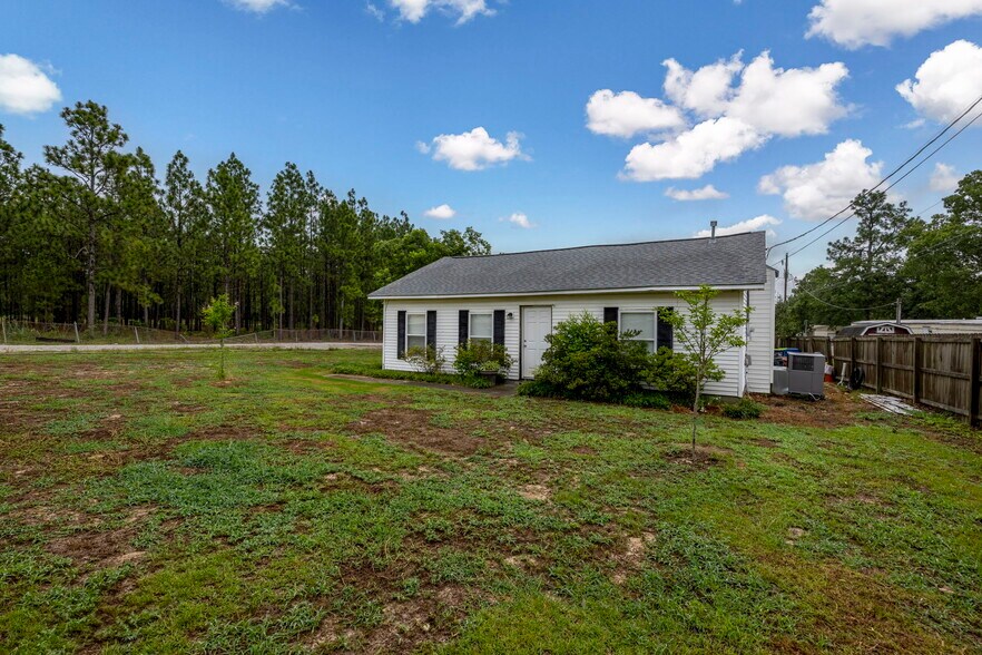 More Photos Of 128 Sandy Springs Ln, Lexington Manufactured Housing Mobile Home Park For Sale