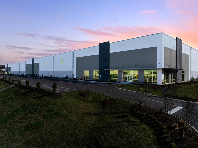 Primary Photo Of 200 Alligood Way, Lebanon Distribution For Lease