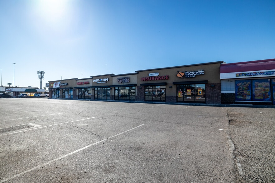 More Photos Of 2601 W Bethany Home Rd, Phoenix General Retail For Lease