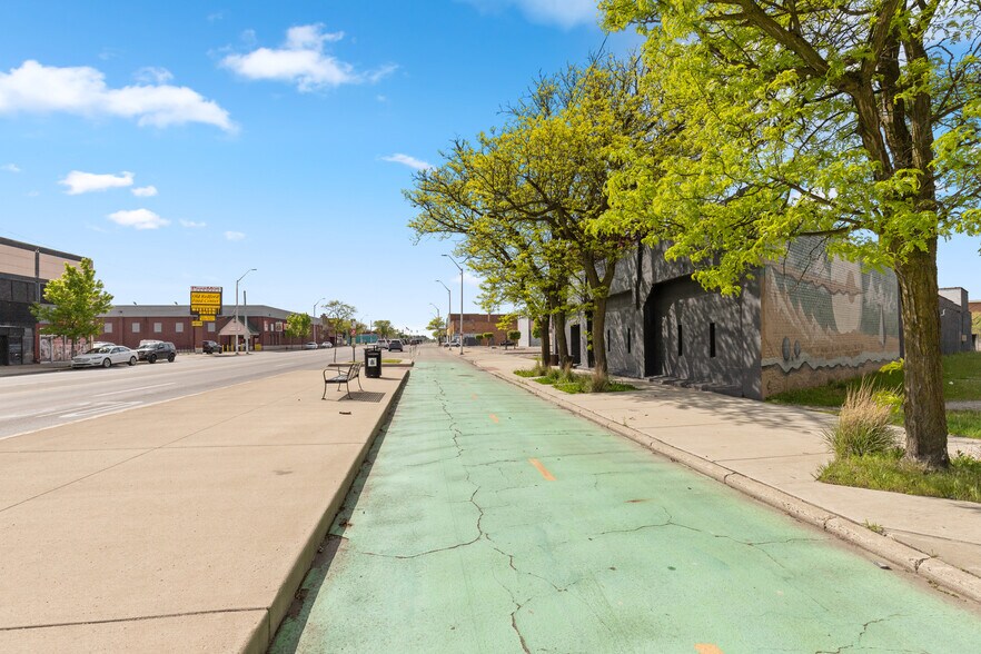 More Photos Of 21616 Grand River ave, Detroit Industrial For Sale