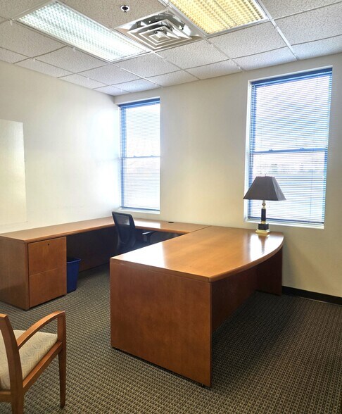 More Photos Of 17 W Miner St, West Chester Office For Lease