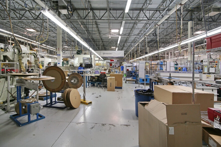 More Photos Of 6690 N Hiatus Rd, Tamarac Distribution For Sale