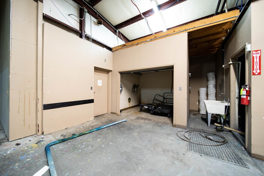 More Photos Of 2100 E Stan Schlueter Loop, Killeen Storefront Retail Office For Lease