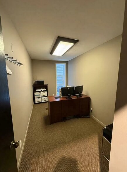 More Photos Of 407 N Main St, Ann Arbor Office For Lease