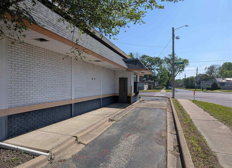 More Photos Of 435 S Western Ave, Peoria Fast Food For Lease