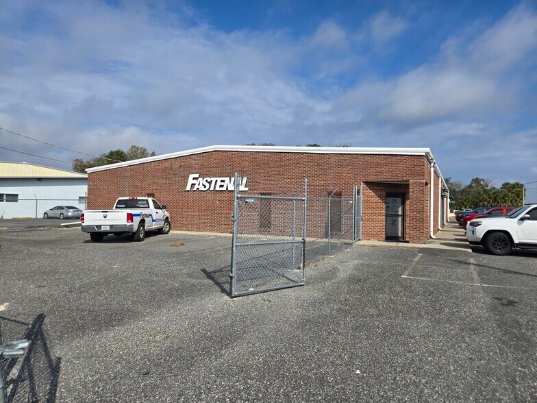 More Photos Of 1408 Haines St, Jacksonville Service For Lease