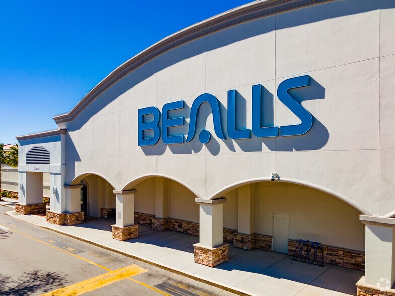 More Photos Of 3130-3150 Tampa Rd, Oldsmar Unknown For Lease