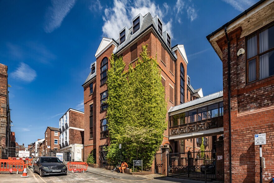 More Photos Of 33-34 Winckley Sq, Preston Coworking Space