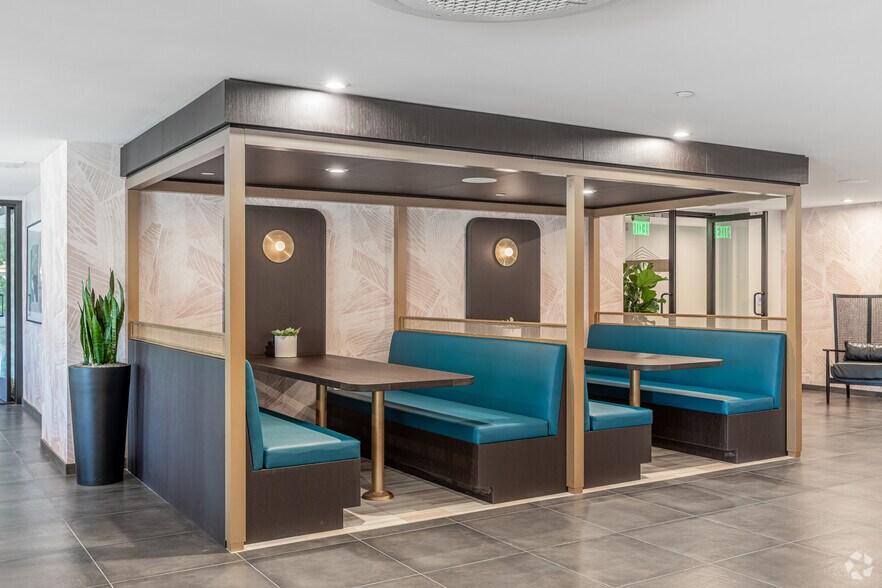 More Photos Of 375 Camino De La Reina, San Diego Multifamily For Sale