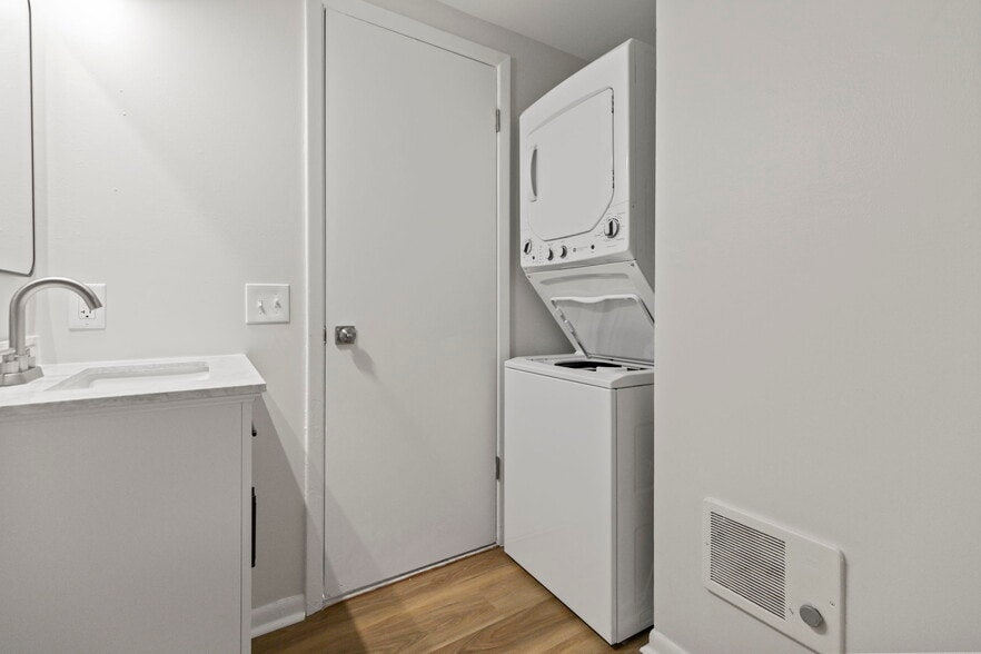 More Photos Of 811-845 N Main St, Milford Apartments For Sale