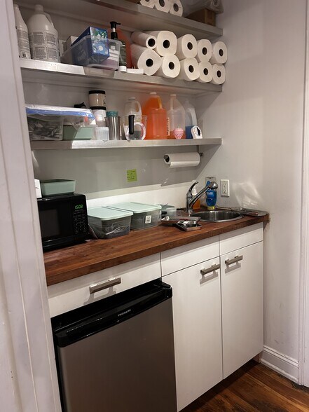 More Photos Of 677 High St, Columbus Storefront Retail Office For Lease