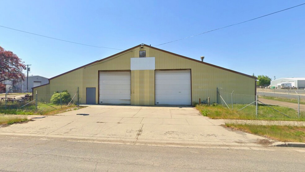 More Photos Of 4723 N Rebecca St, Spokane Warehouse For Sale