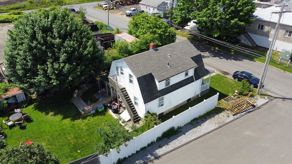 More Photos Of 81 Munson St, Milford Warehouse For Sale