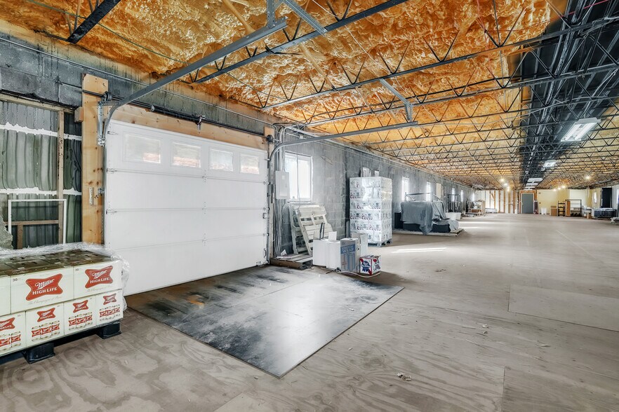 More Photos Of 1450 Pa-51, Clairton Office For Lease