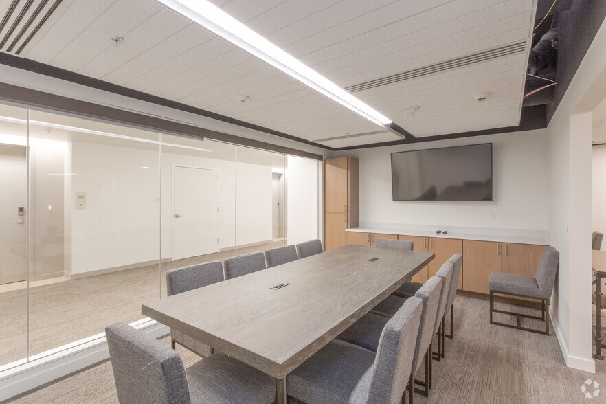 More Photos Of 600 W Main Ave, Spokane Apartments For Lease