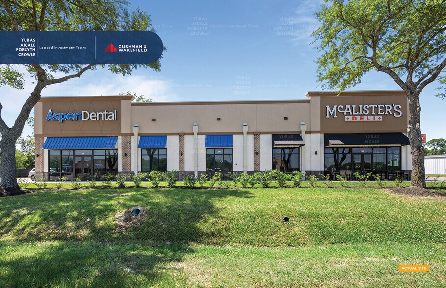 Primary Photo Of 1300 E Highway 6, Alvin Freestanding For Sale