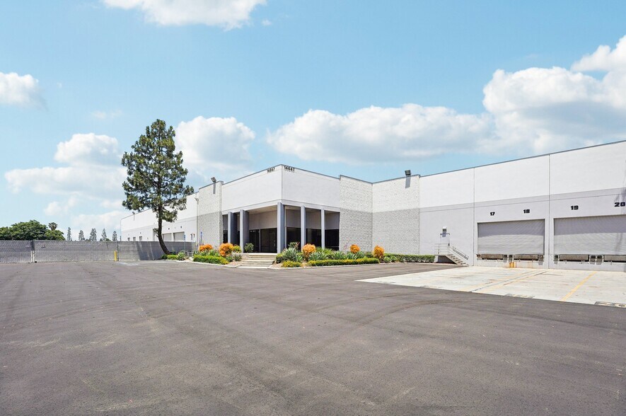 Primary Photo Of 14647-14667 Northam St, La Mirada Warehouse For Lease