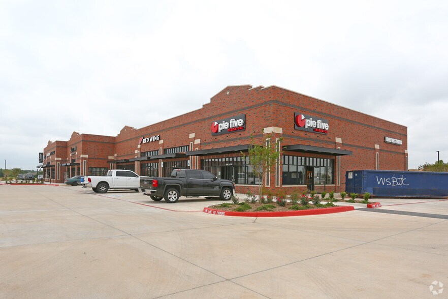 More Photos Of 1380 W Covell Rd, Edmond Storefront Retail Office For Lease