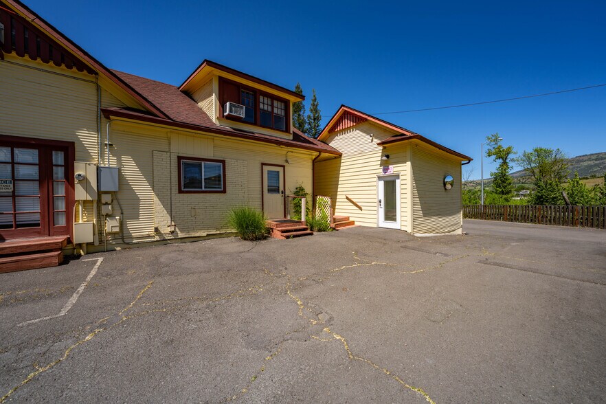 More Photos Of 143 S Main St, Phoenix Office For Sale