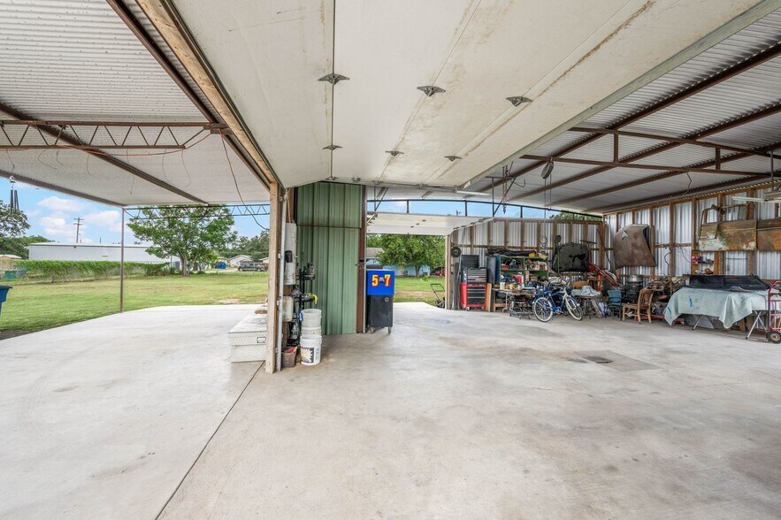More Photos Of 1421 2nd St, Pleasanton Auto Repair For Sale