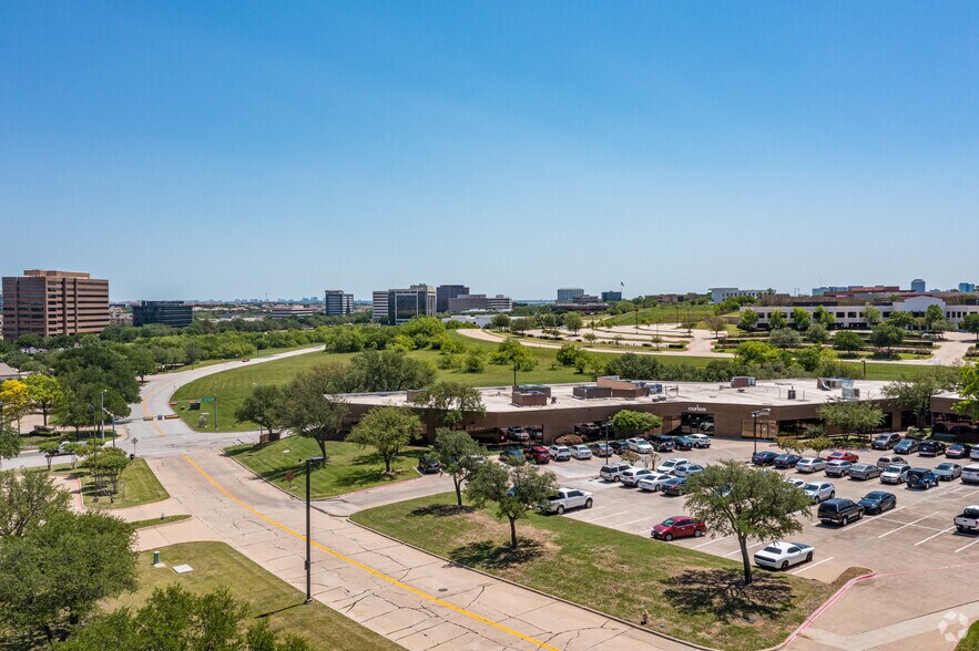 More Photos Of 1600 Corporate Ct, Irving Research And Development For Lease