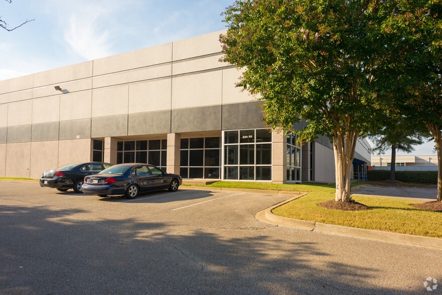 More Photos Of 3510 Winchester Rd, Memphis Distribution For Lease