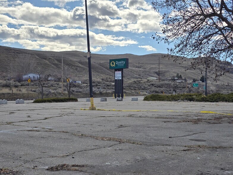 More Photos Of 11 Apple Way rd, Okanogan Land For Sale