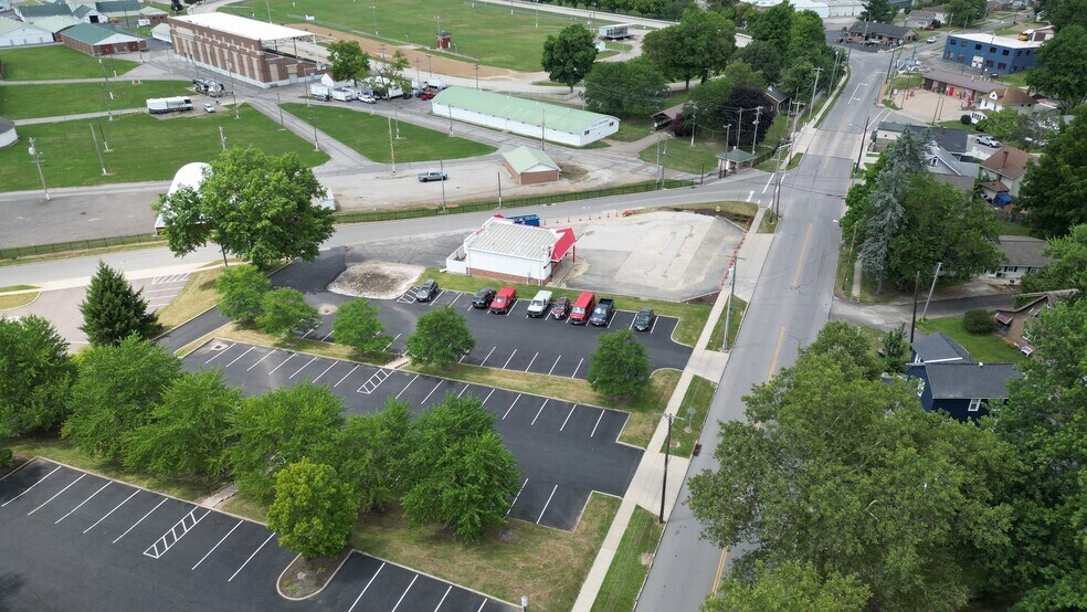 More Photos Of 516 W Liberty St, Wooster Service Station For Sale