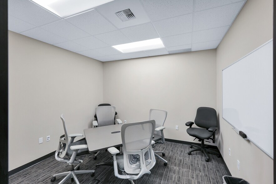 More Photos Of 17612 E Sprague Ave, Spokane Valley Office For Sale