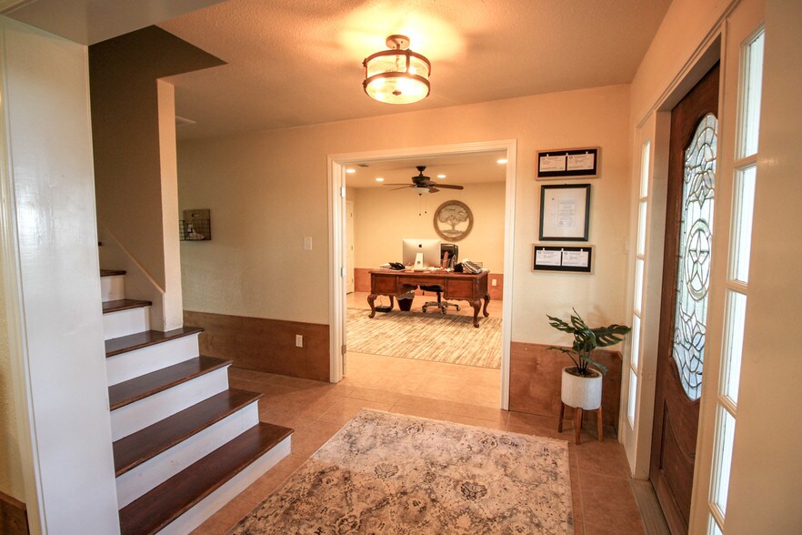 More Photos Of 16607 Mueschke Rd, Cypress Office Residential For Sale