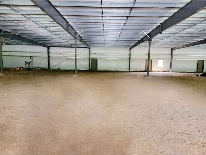 More Photos Of 5 Nami Ln, Hamilton Office For Sale