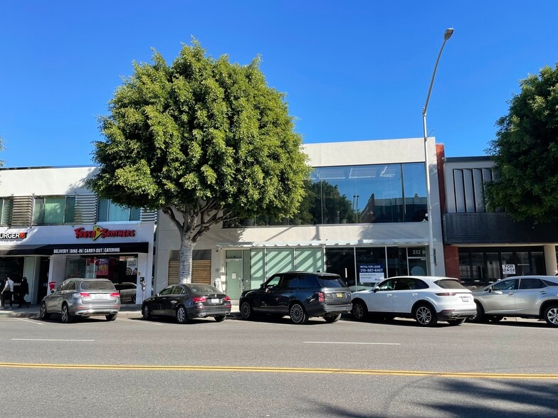 More Photos Of 252 S Beverly Dr, Beverly Hills Office For Lease