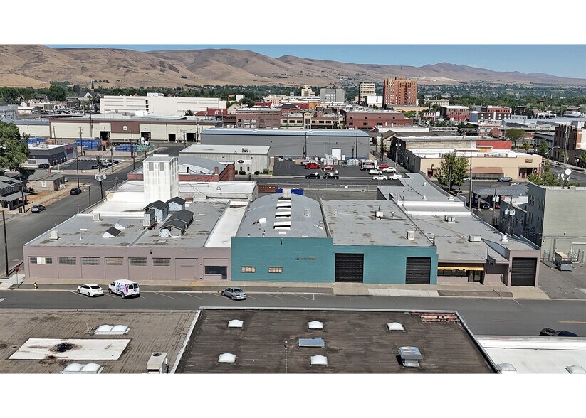 More Photos Of 31 N 4th Ave, Yakima Manufacturing For Lease