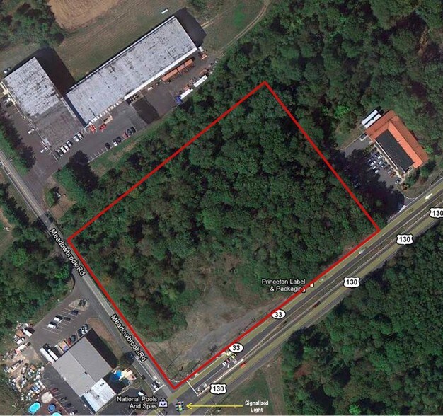 More Photos Of Route 130 S @ Meadowbrook Rd, Robbinsville Storefront Retail Office For Lease
