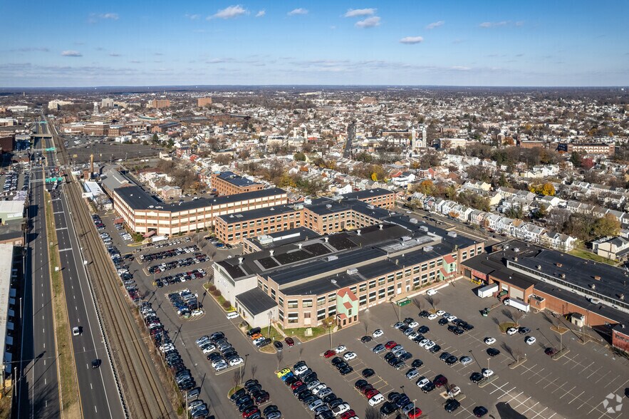 More Photos Of 171 Jersey St, Trenton Light Distribution For Lease