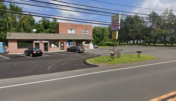 Primary Photo Of 970 Newfield St, Middletown Storefront For Lease